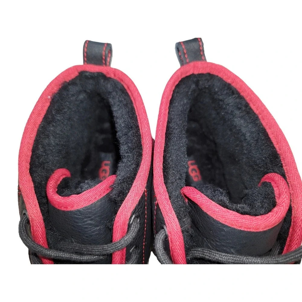 UGG‎ Neumel Men's Boots Leather In Black w/ Red Trim Size 10 New